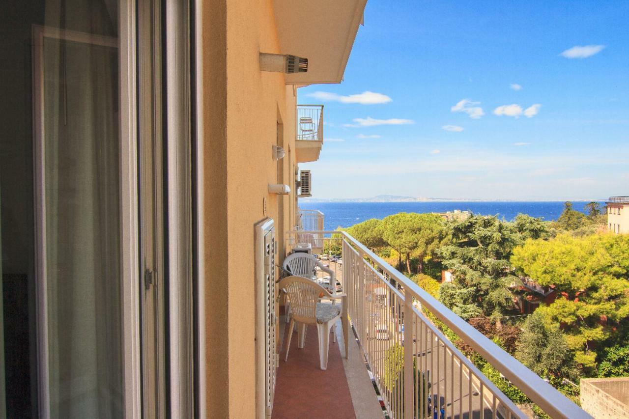 Cafiero Flat Apartment Sorrento Exterior foto